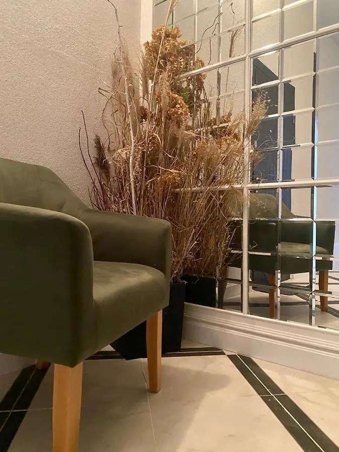 Apartment Lvapart 1 Вул Ковжуна Центр Не Далеко Від Ж Д Вокзалу Палацу Мистецтв Звітні Документи Lviv Ukraine